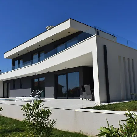 M&m * Ližnjan